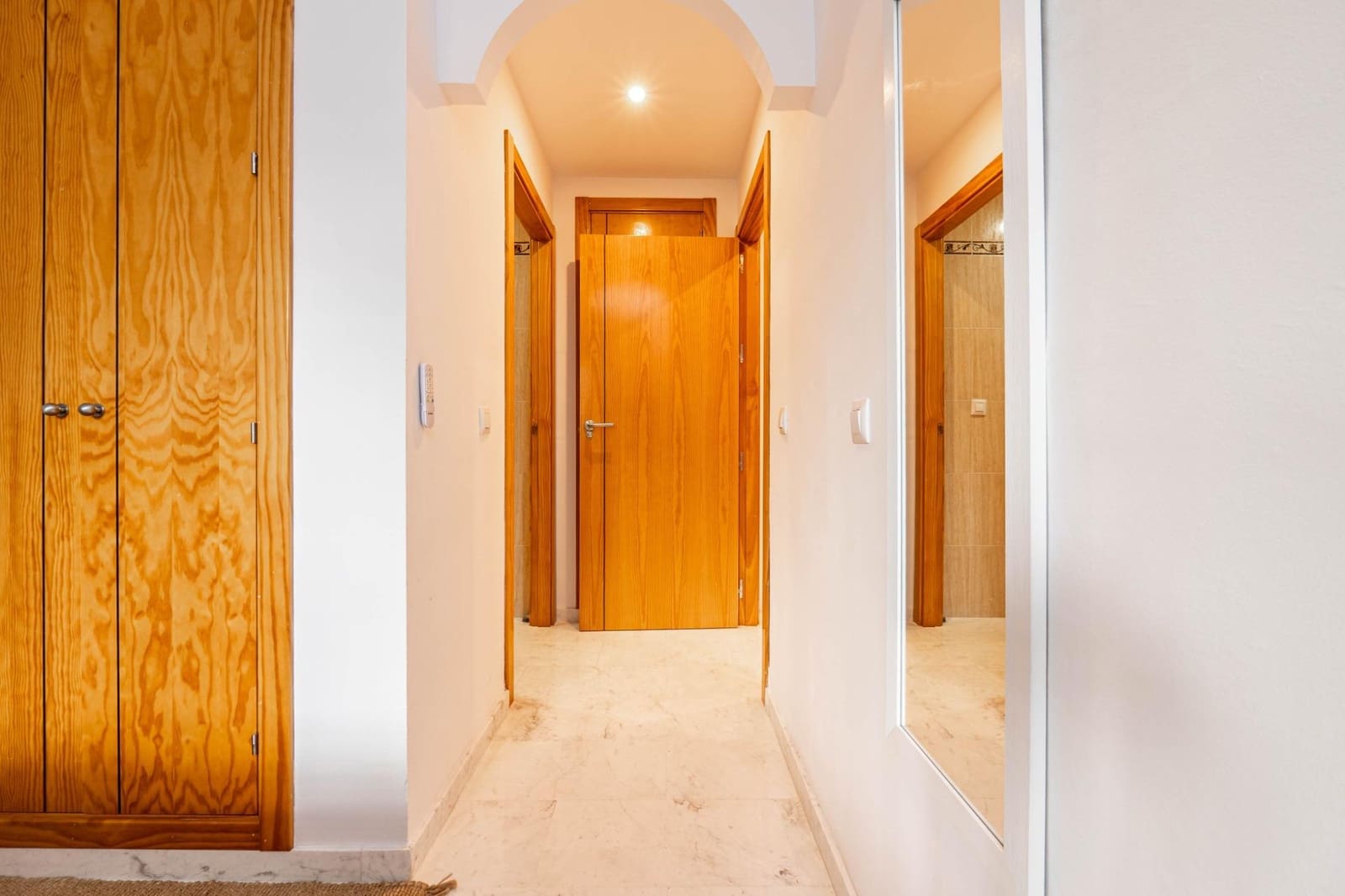 2 bedroom Apartment for sale in La Herradura with pool - € 279,000 (Ref: 9927665)