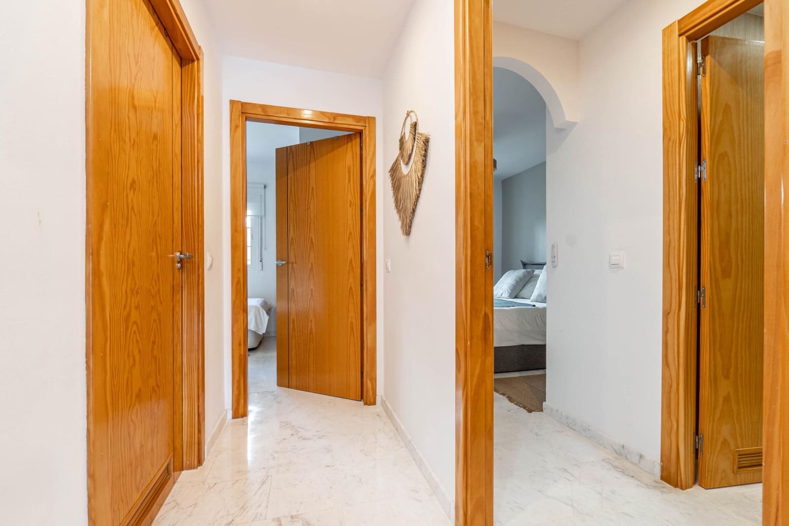 2 bedroom Apartment for sale in La Herradura with pool - € 279,000 (Ref: 9927665)