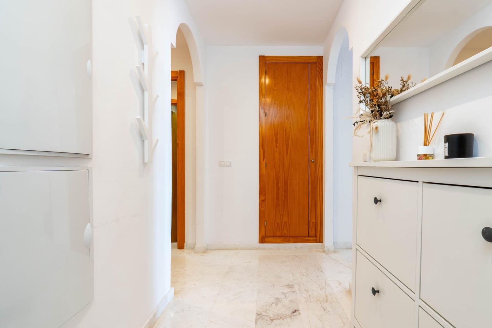 2 bedroom Apartment for sale in La Herradura with pool - € 279,000 (Ref: 9927665)