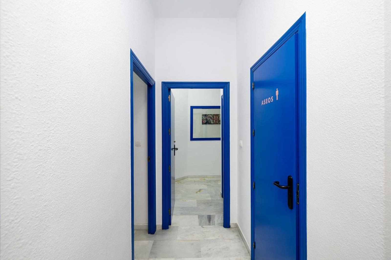 Erhverv til salg i Granada by - € 295.000 (Ref: 9927666)
