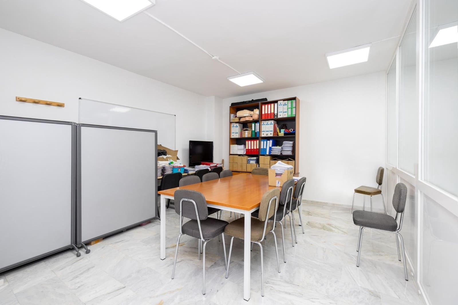 Erhverv til salg i Granada by - € 295.000 (Ref: 9927666)