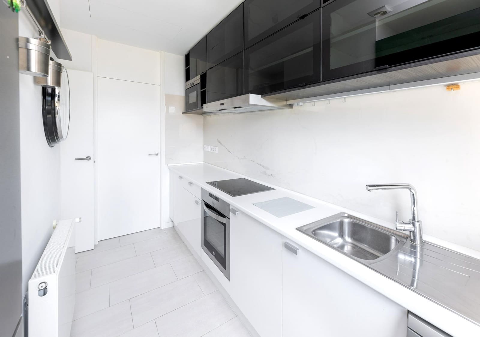 3 camera da letto Villetta a Schiera in vendita in Albolote con garage - 305.000 € (Rif: 9927669)