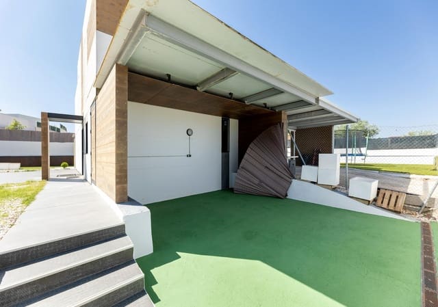 3 camera da letto Villetta a Schiera in vendita in Albolote con garage - 305.000 € (Rif: 9927669)