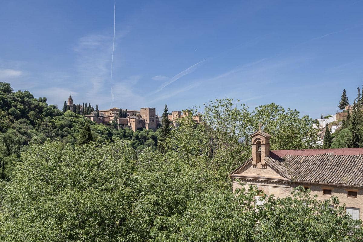 5 bedroom Restaurant/Bar for sale in Granada city with garage - € 874,900 (Ref: 9927672)