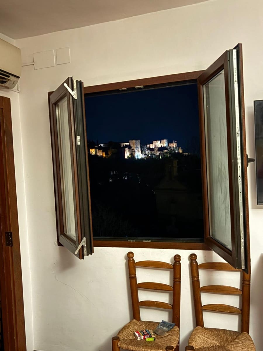 5 bedroom Restaurant/Bar for sale in Granada city with garage - € 874,900 (Ref: 9927672)
