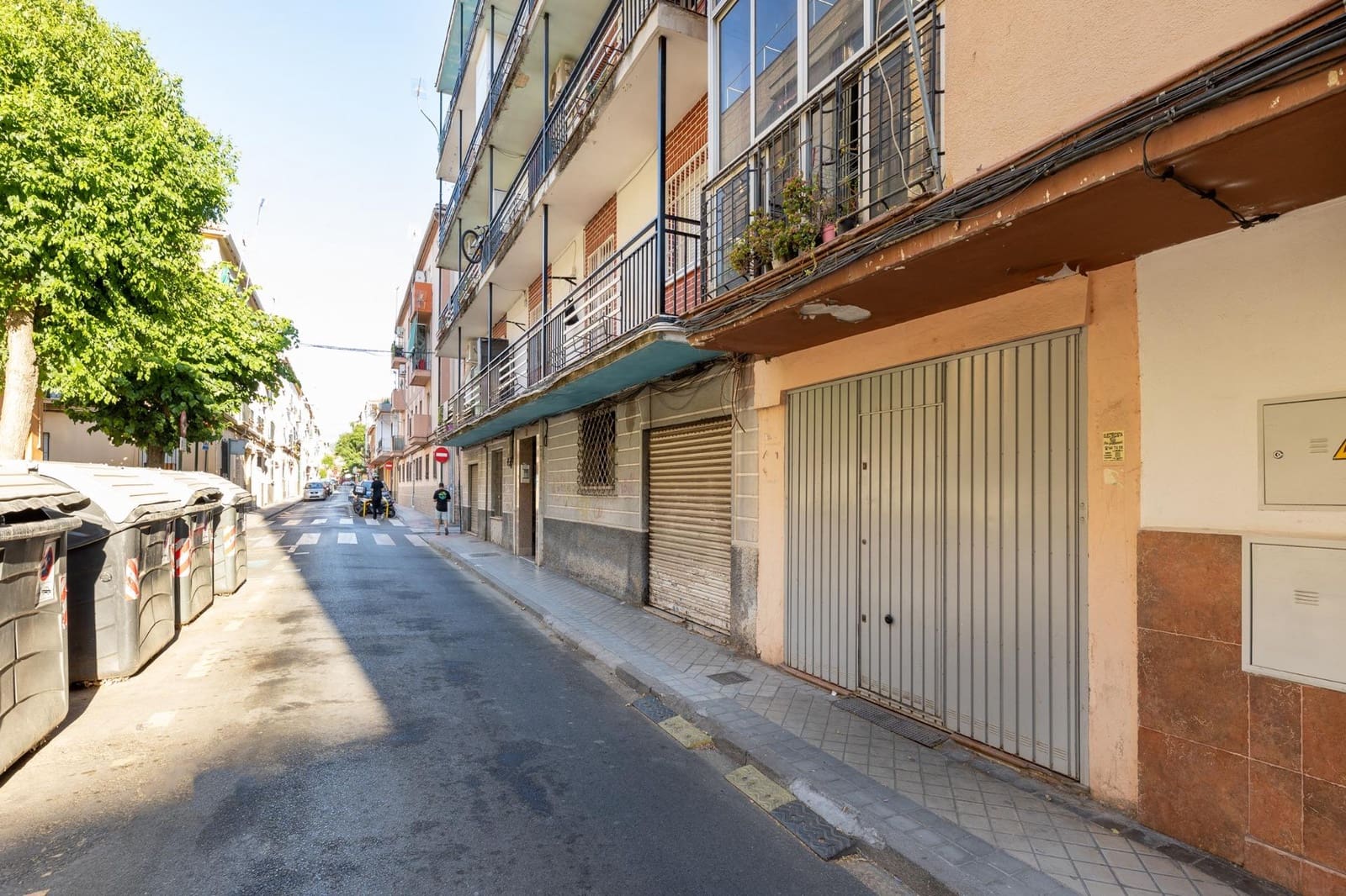 Erhverv til salg i Granada by - € 68.000 (Ref: 9934420)