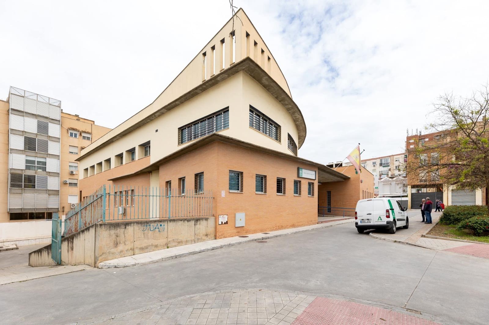 Erhverv til salg i Granada by - € 68.000 (Ref: 9934420)