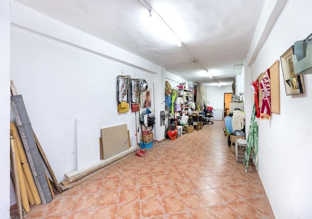 Erhverv til salg i Granada by - € 68.000 (Ref: 9934420)