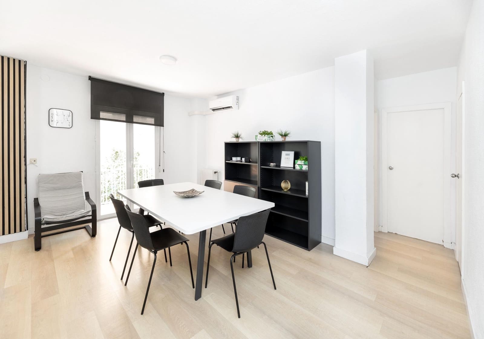 Piso de 4 habitaciones en Granada ciudad en venta - 399.000 € (Ref: 9934422)