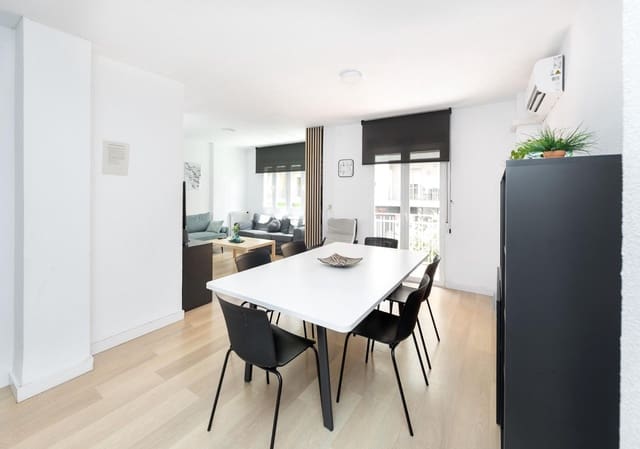 Piso de 4 habitaciones en Centro, Granada ciudad en venta - 399.000 € (Ref: 9934422)