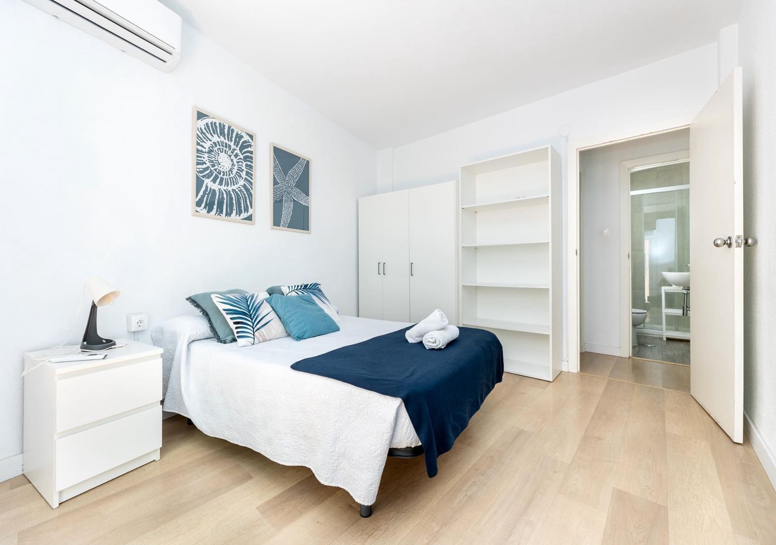 Piso de 4 habitaciones en Granada ciudad en venta - 399.000 € (Ref: 9934422)