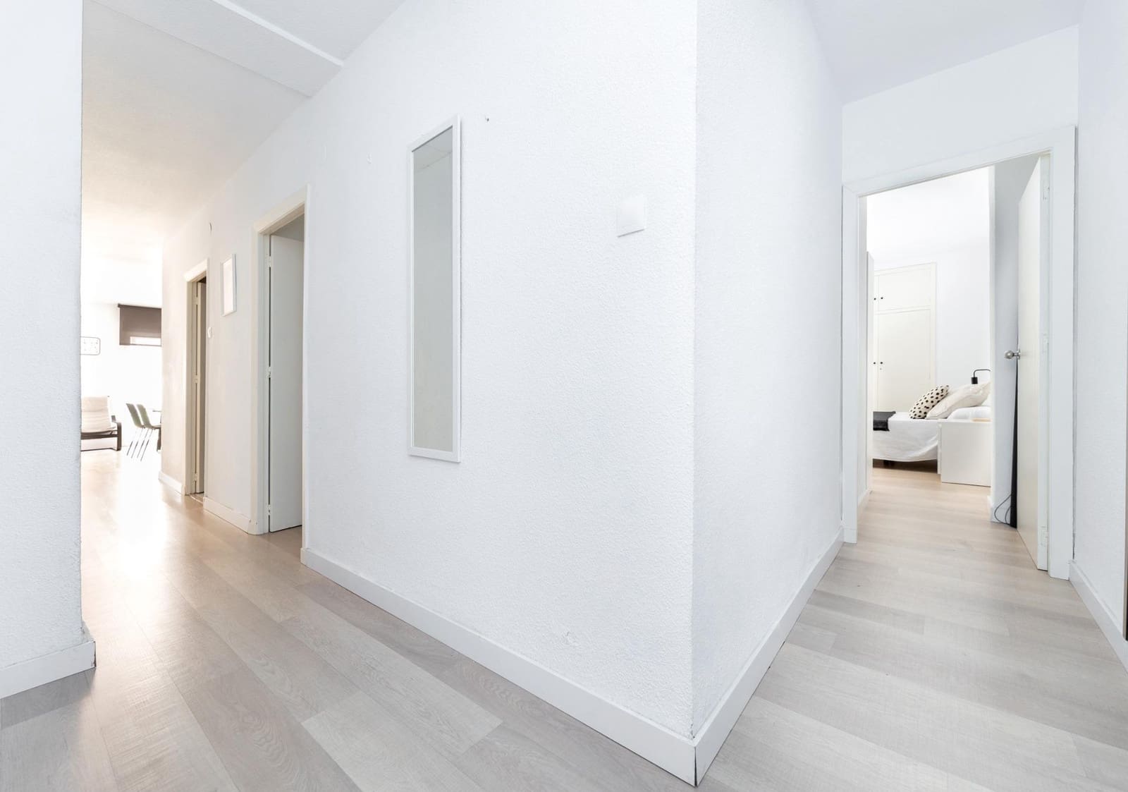 Piso de 4 habitaciones en Granada ciudad en venta - 399.000 € (Ref: 9934422)