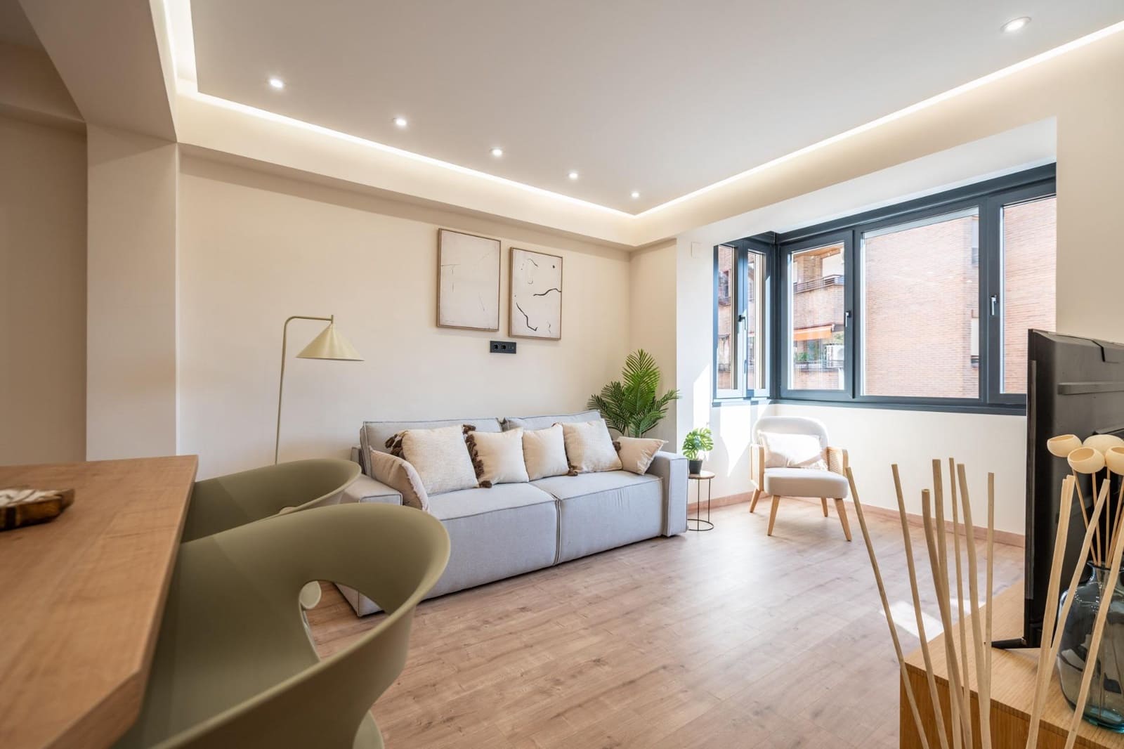 Piso de 3 habitaciones en Granada ciudad en venta - 337.000 € (Ref: 9936571)