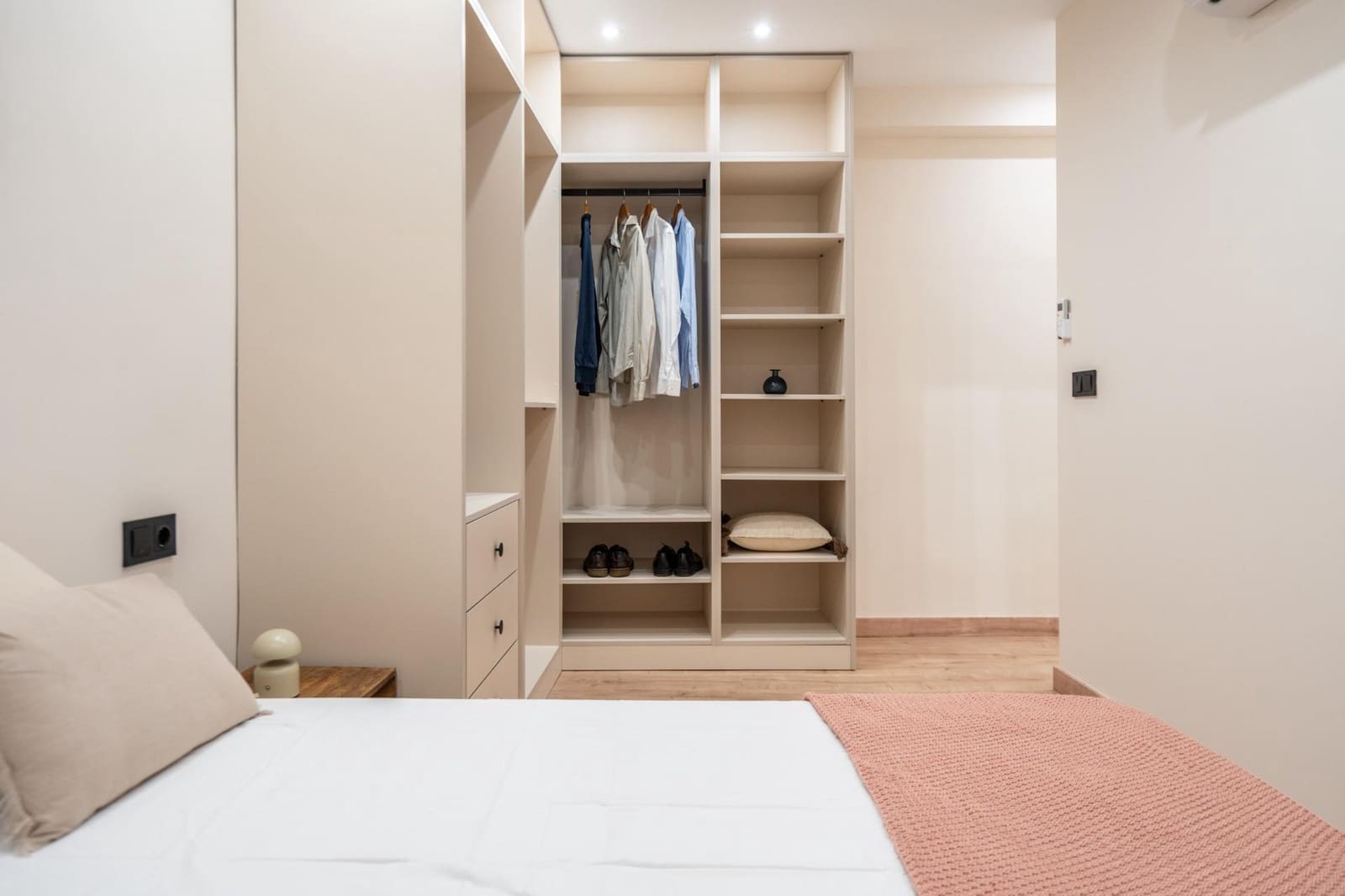 Piso de 3 habitaciones en Granada ciudad en venta - 337.000 € (Ref: 9936571)