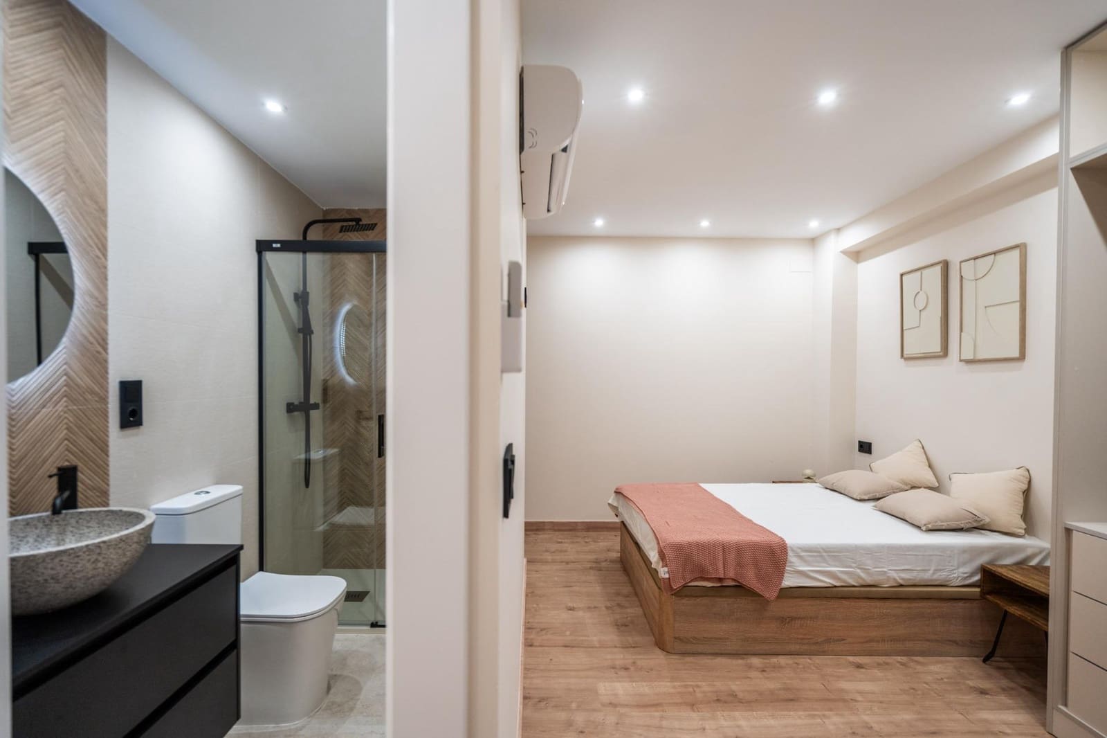 Piso de 3 habitaciones en Granada ciudad en venta - 337.000 € (Ref: 9936571)