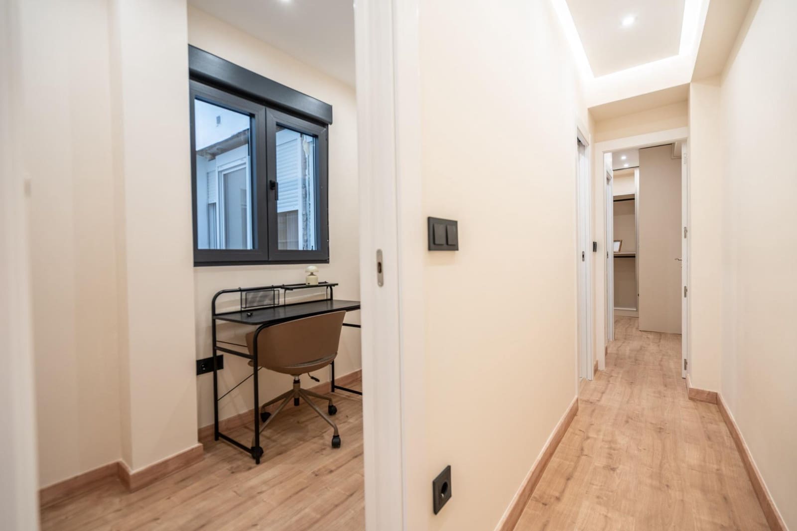 Piso de 3 habitaciones en Granada ciudad en venta - 337.000 € (Ref: 9936571)