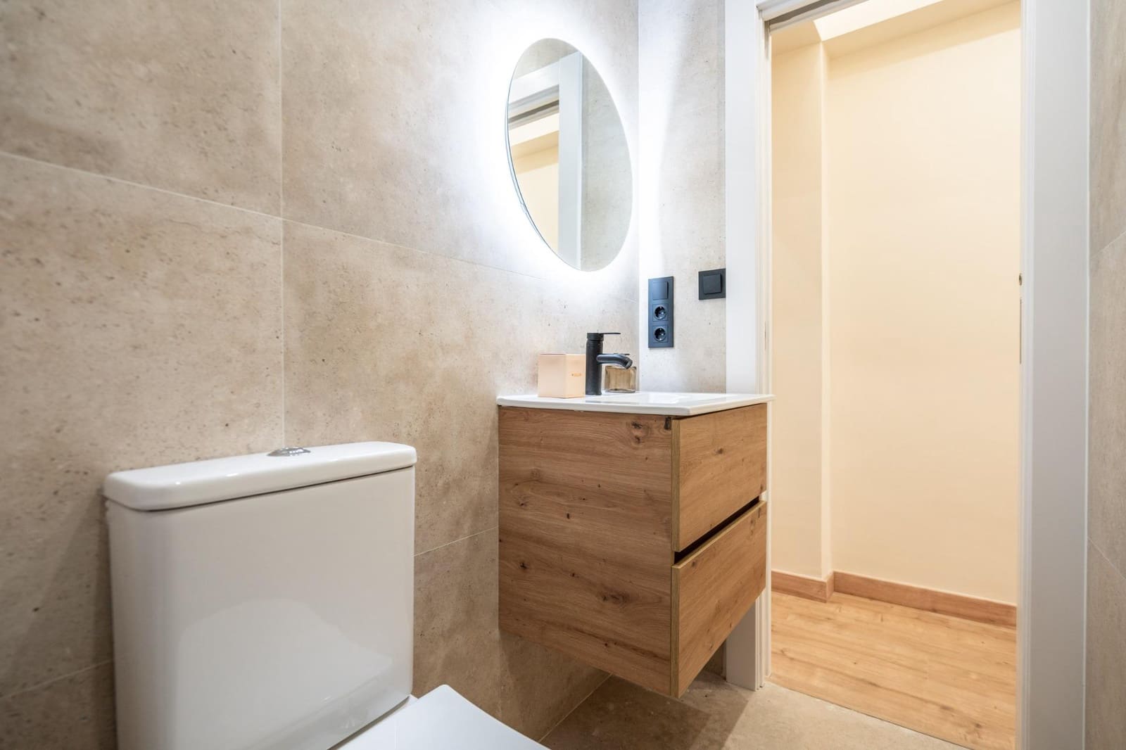 Piso de 3 habitaciones en Granada ciudad en venta - 337.000 € (Ref: 9936571)