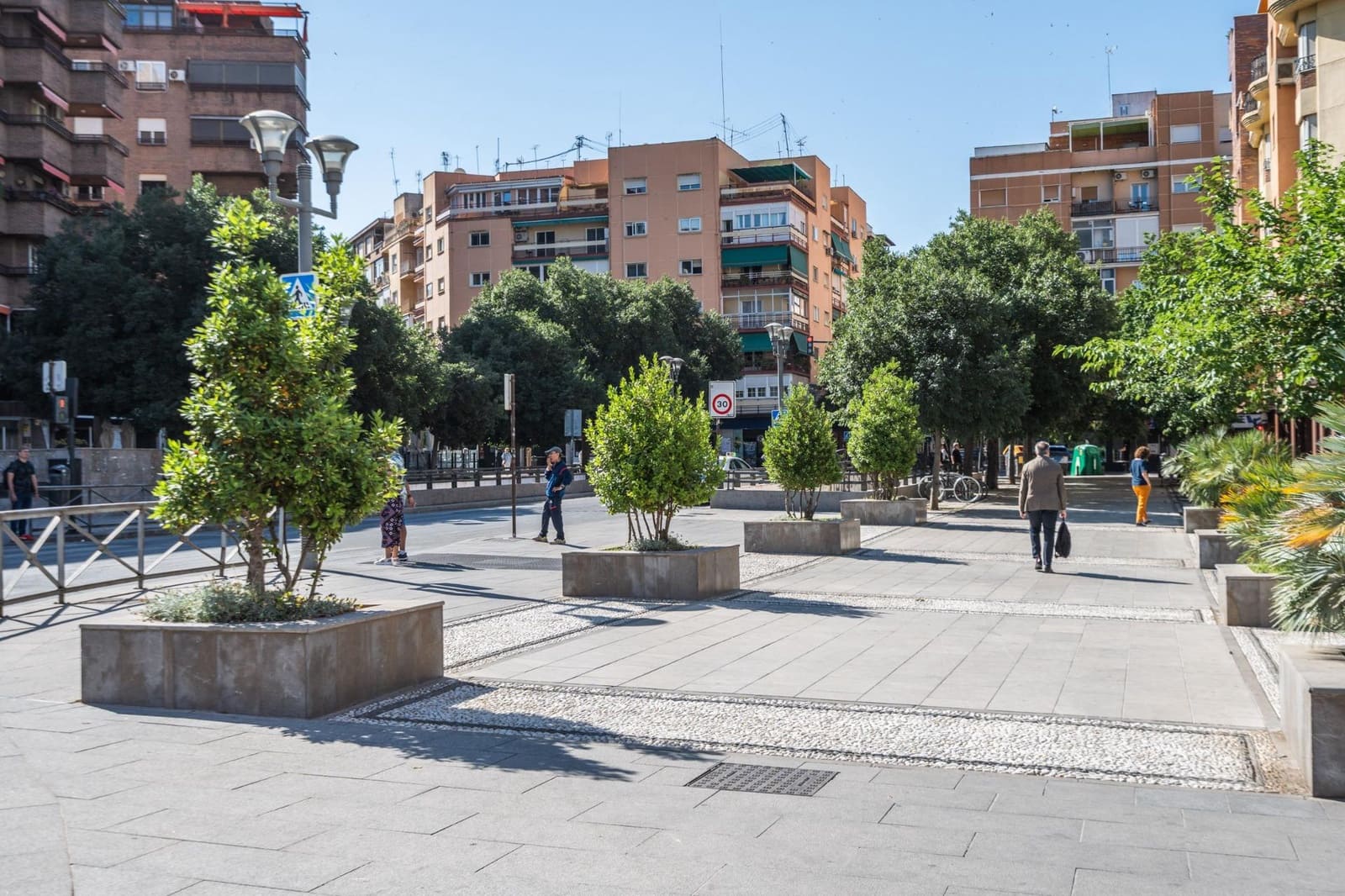 Piso de 3 habitaciones en Granada ciudad en venta - 337.000 € (Ref: 9936571)