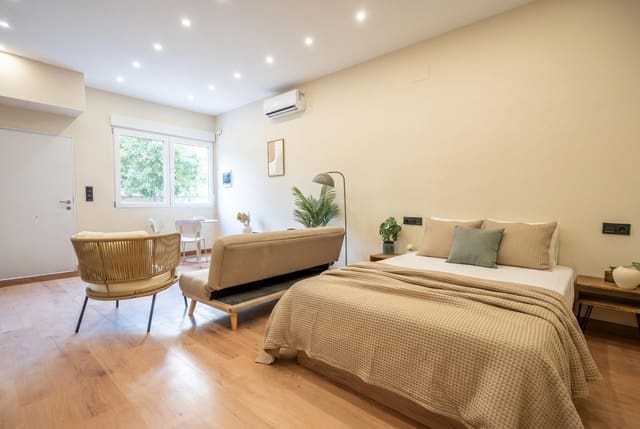 1 quarto Loft para venda em Granada cidade - 129 900 € (Ref: 9936572)