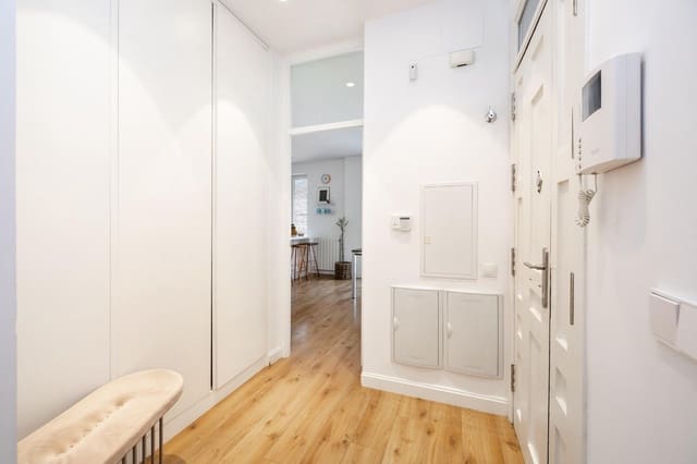 3 Zimmer Wohnung zu verkaufen in Centro, Granada Stadt - 540.000 € (Ref: 9936573)
