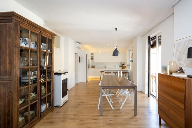 3 Zimmer Wohnung zu verkaufen in Centro, Granada Stadt - 540.000 € (Ref: 9936573)