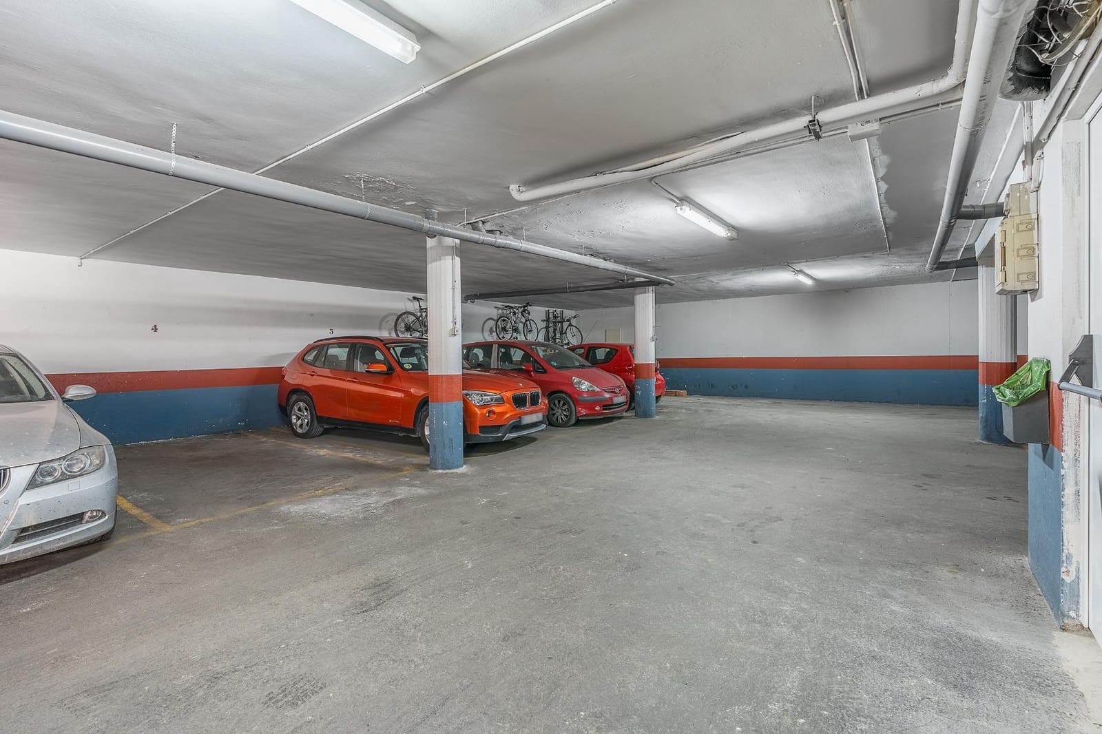 4 makuuhuone Asunto myytävänä paikassa Granada kaupunki mukana 
autotalli - 345 000 € (Ref: 9936574)
