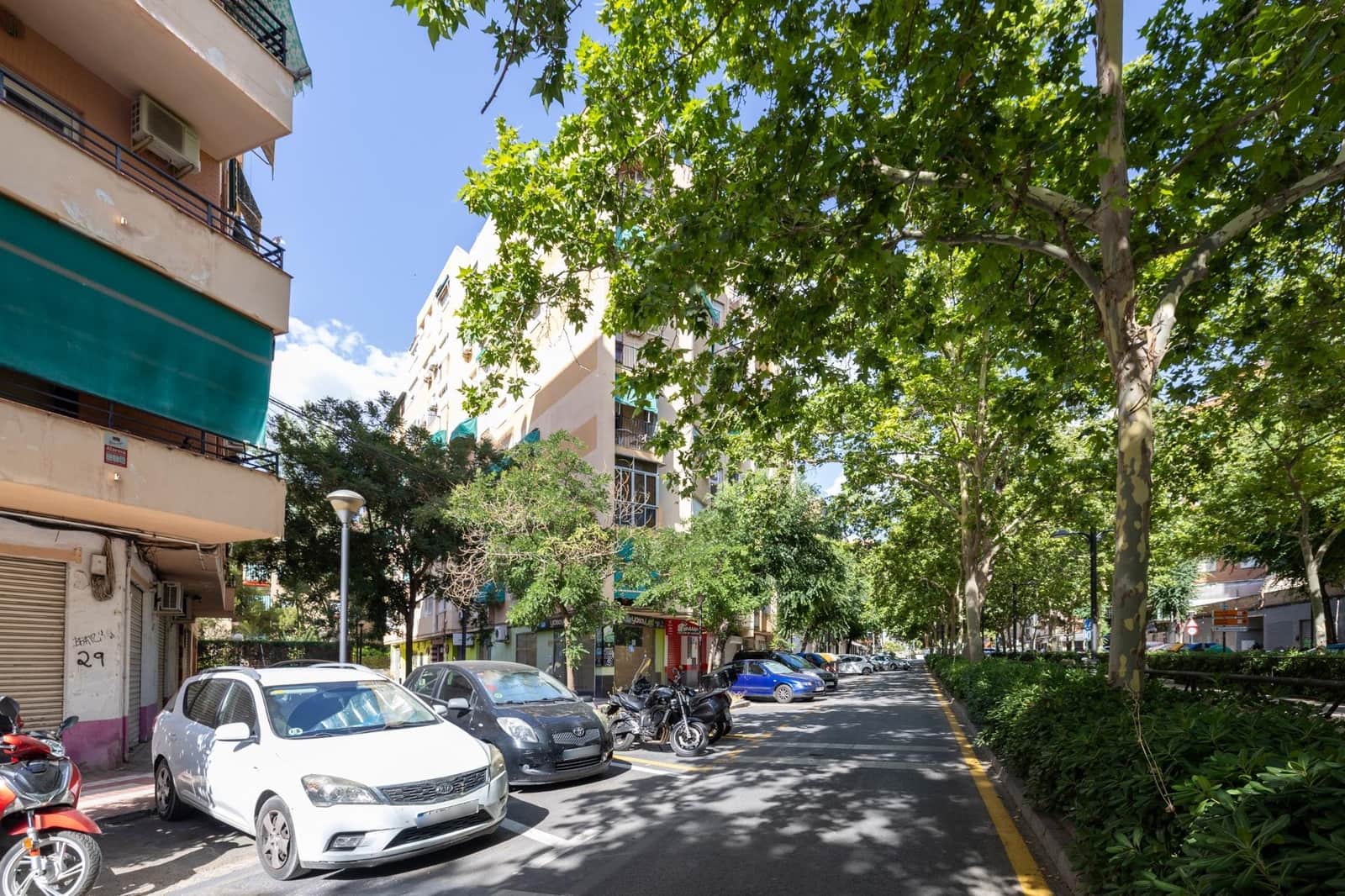 3 bedroom Flat for sale in Granada city - € 245,000 (Ref: 9936576)