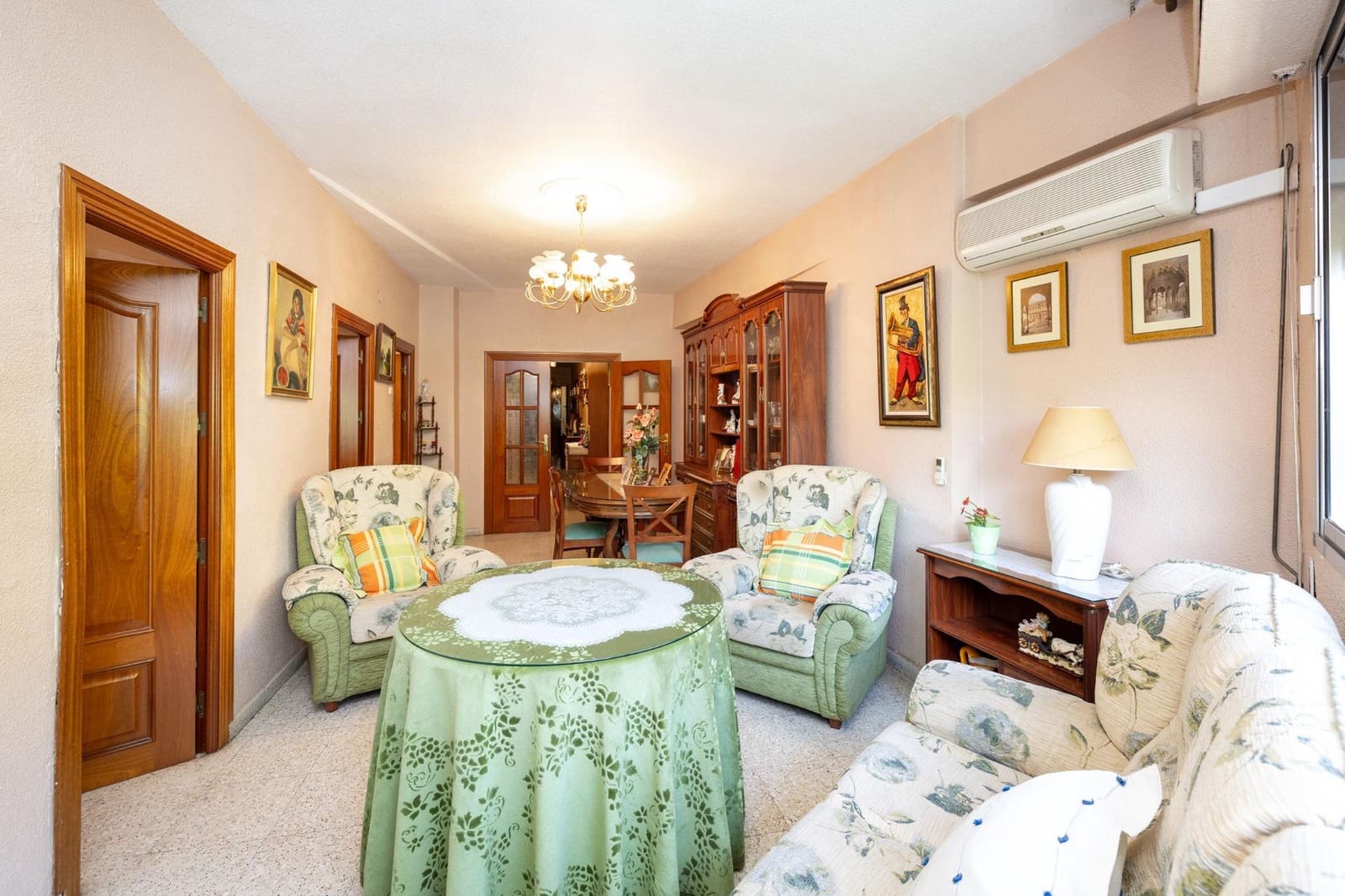 3 bedroom Flat for sale in Granada city - € 245,000 (Ref: 9936576)