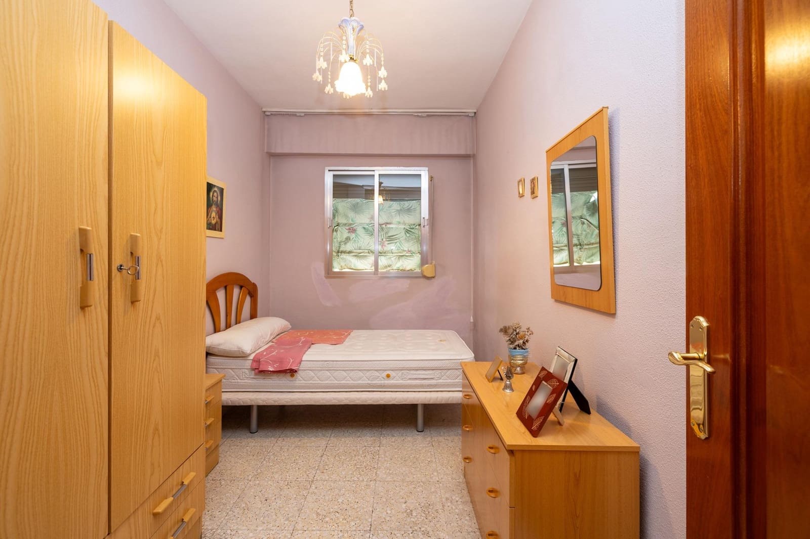 3 bedroom Flat for sale in Granada city - € 245,000 (Ref: 9936576)