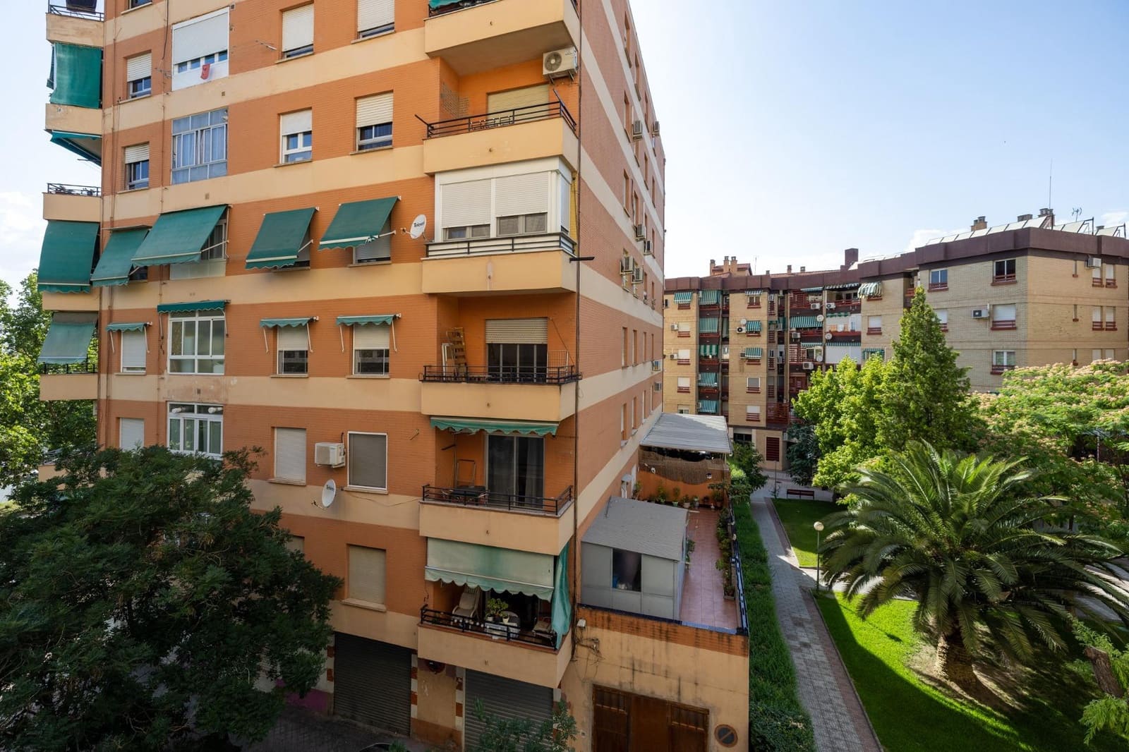 3 bedroom Flat for sale in Granada city - € 245,000 (Ref: 9936576)
