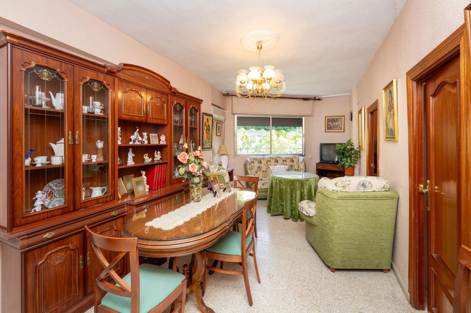 3 bedroom Flat for sale in Granada city - € 245,000 (Ref: 9936576)