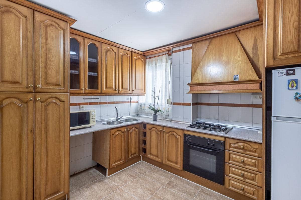 2 makuuhuone Asunto myytävänä paikassa Granada kaupunki - 349 000 € (Ref: 9936577)