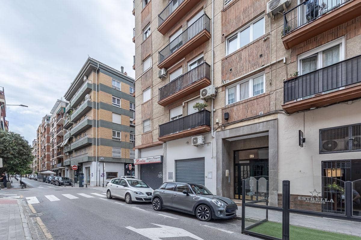 2 makuuhuone Asunto myytävänä paikassa Granada kaupunki - 349 000 € (Ref: 9936577)