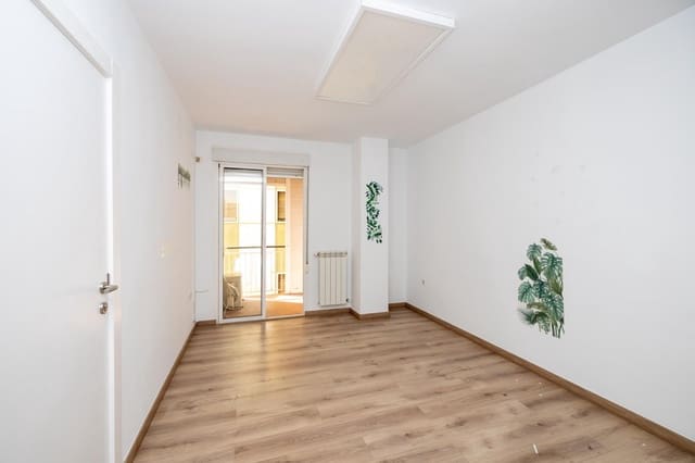5 soveværelse Lejlighed til salg i Granada by - € 499.000 (Ref: 9940390)