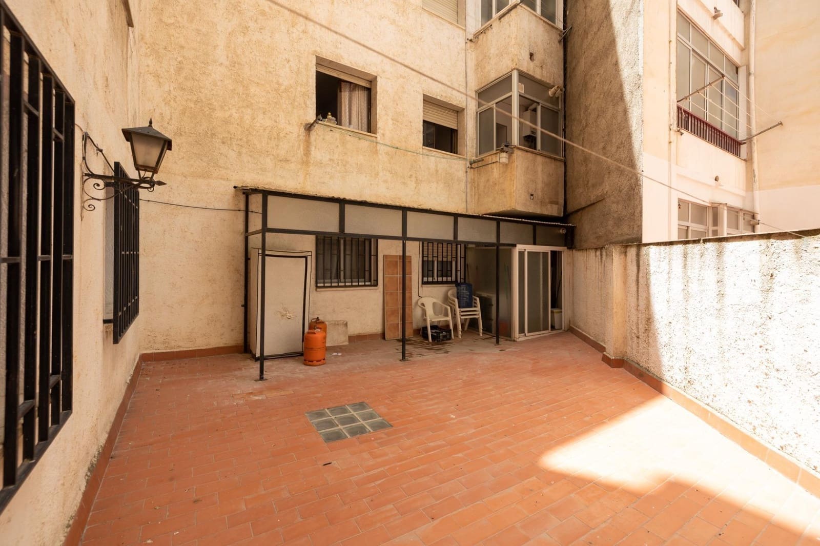 4 soveværelse Lejlighed til salg i Granada by - € 329.000 (Ref: 9940393)