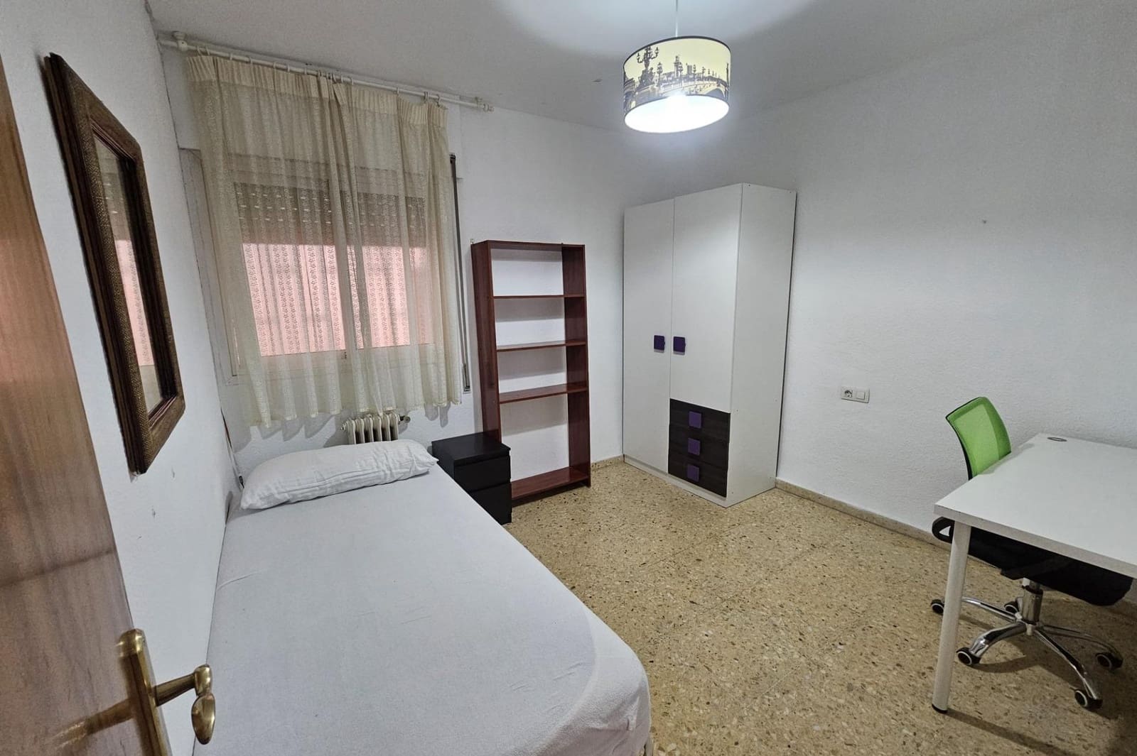 4 soveværelse Lejlighed til salg i Granada by - € 329.000 (Ref: 9940393)
