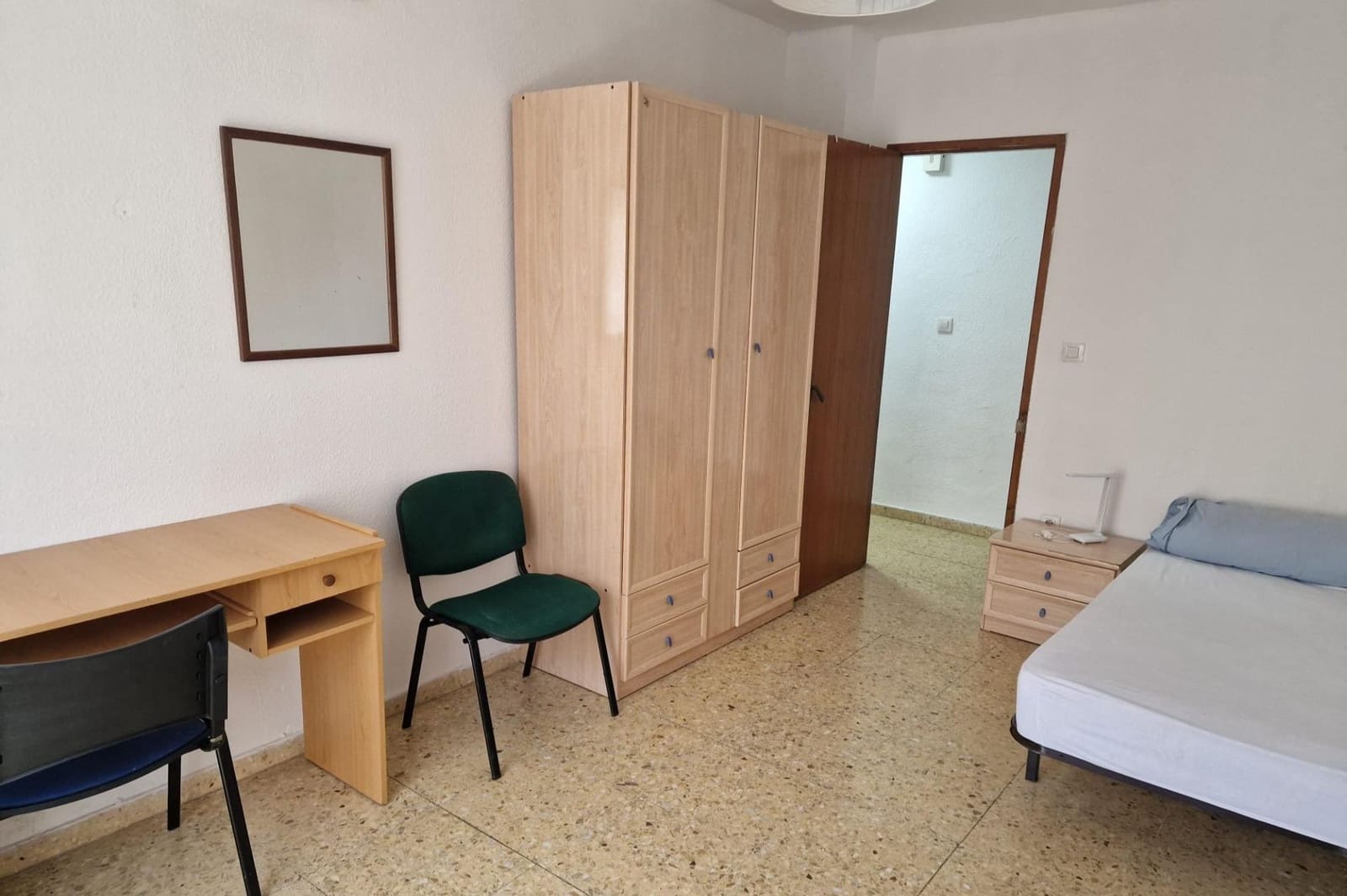 4 soveværelse Lejlighed til salg i Granada by - € 329.000 (Ref: 9940393)