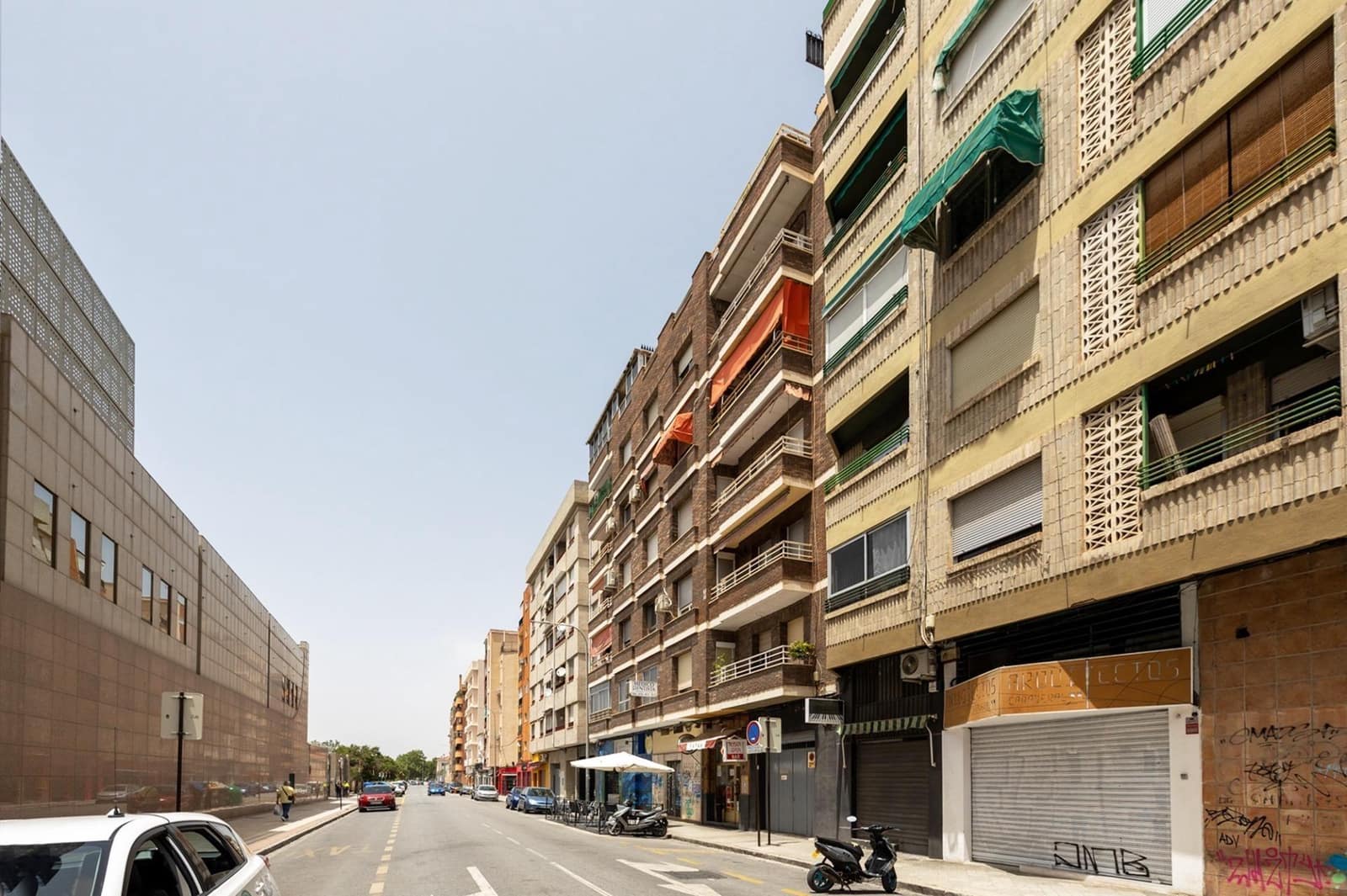 4 soveværelse Lejlighed til salg i Granada by - € 329.000 (Ref: 9940393)