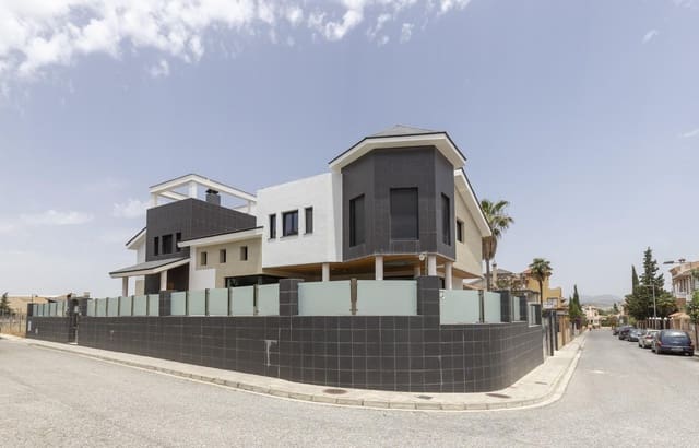 5 soveværelse Villa til salg i Ogíjares med swimmingpool garage - € 1.195.000 (Ref: 9940394)