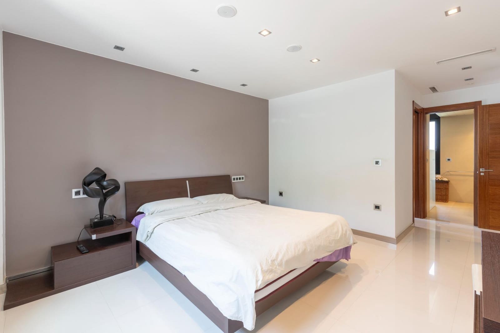 5 soveværelse Villa til salg i Ogijares med swimmingpool garage - € 1.195.000 (Ref: 9940394)