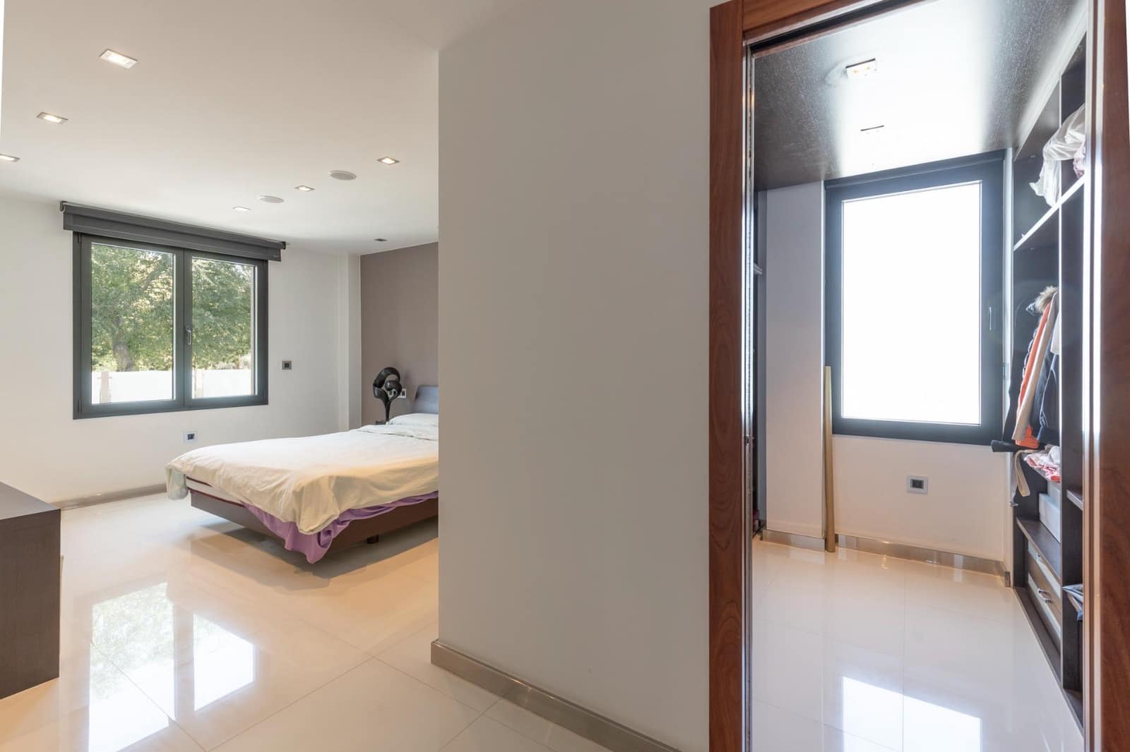 5 soveværelse Villa til salg i Ogijares med swimmingpool garage - € 1.195.000 (Ref: 9940394)