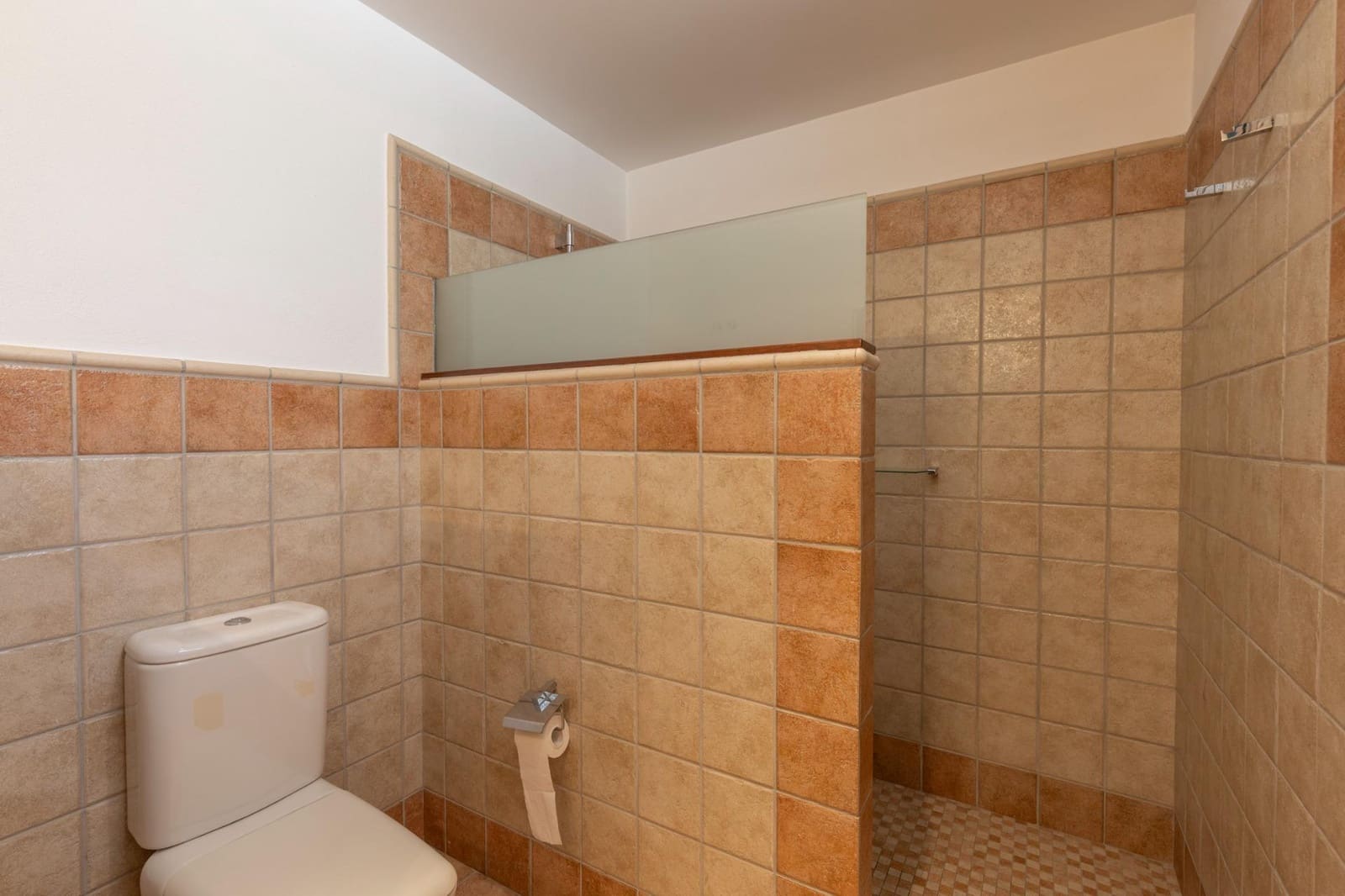 5 soveværelse Villa til salg i Ogijares med swimmingpool garage - € 1.195.000 (Ref: 9940394)