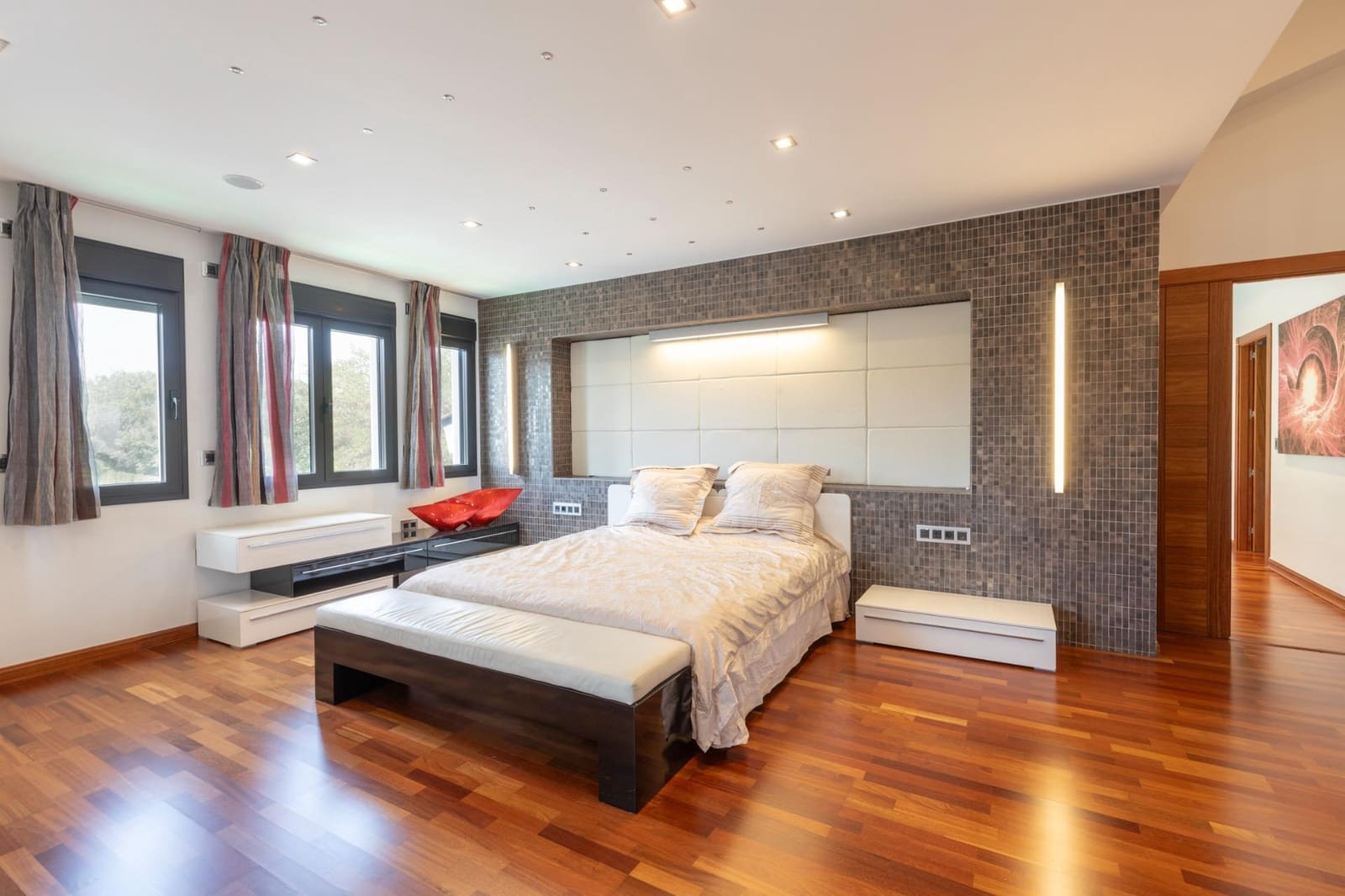 5 soveværelse Villa til salg i Ogijares med swimmingpool garage - € 1.195.000 (Ref: 9940394)