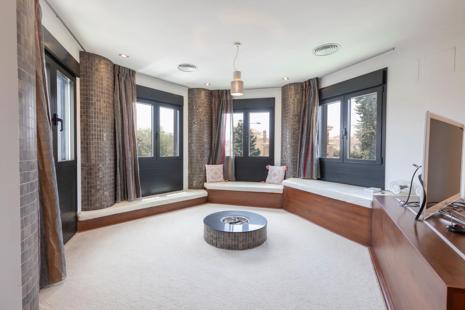 5 soveværelse Villa til salg i Ogijares med swimmingpool garage - € 1.195.000 (Ref: 9940394)