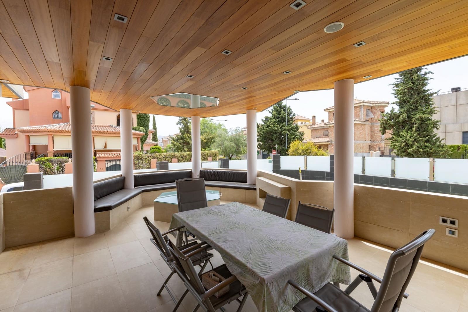 5 soveværelse Villa til salg i Ogijares med swimmingpool garage - € 1.195.000 (Ref: 9940394)