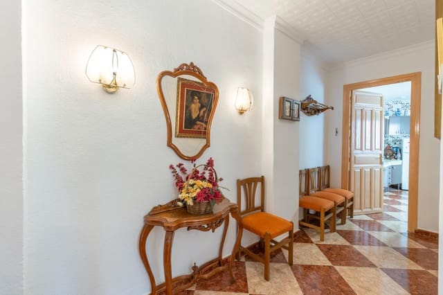 3 soveværelse Penthouse til salg i Centro, Granada by - € 420.000 (Ref: 9940395)