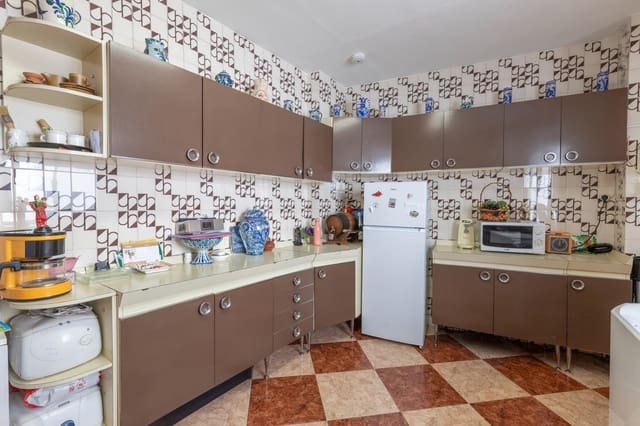 3 soveværelse Penthouse til salg i Centro, Granada by - € 420.000 (Ref: 9940395)