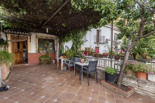 4 quarto Casa em Banda para venda em Albaicin, Granada cidade - 550 000 € (Ref: 9940399)