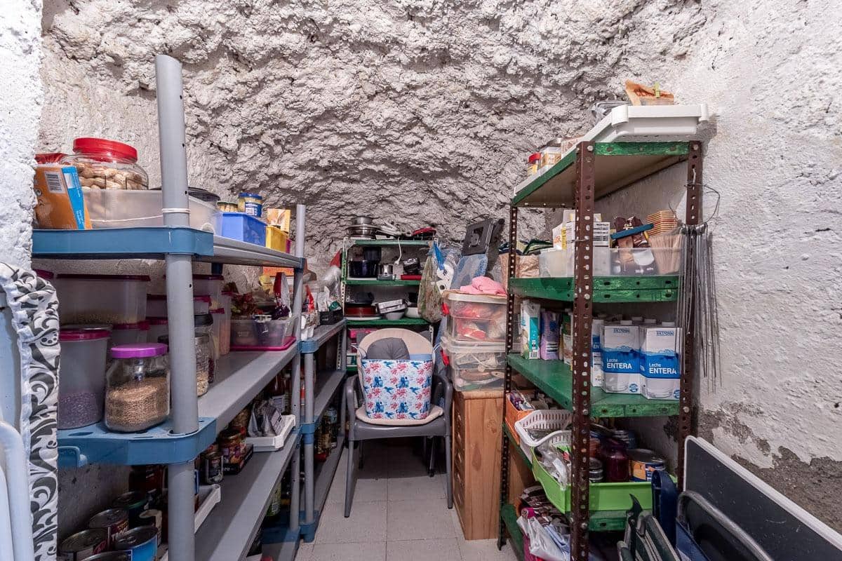 4 quarto Casa em Banda para venda em Granada cidade - 550 000 € (Ref: 9940399)