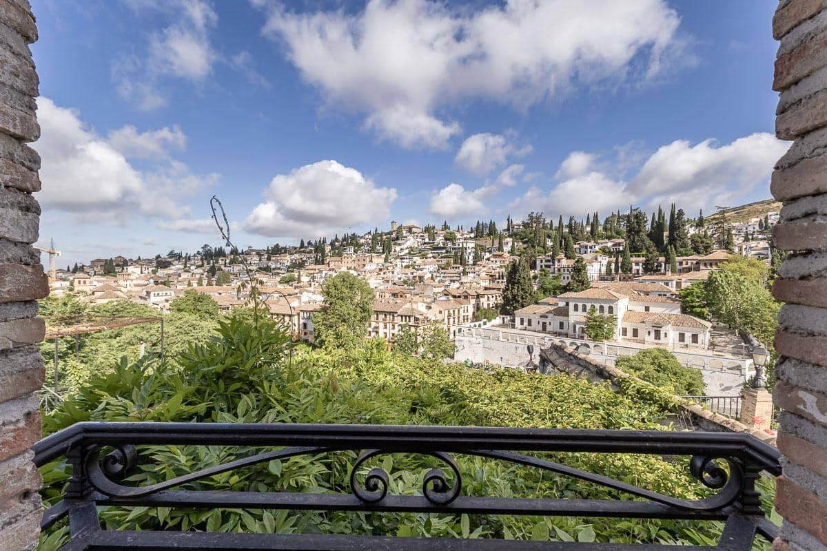 4 quarto Casa em Banda para venda em Granada cidade - 550 000 € (Ref: 9940399)